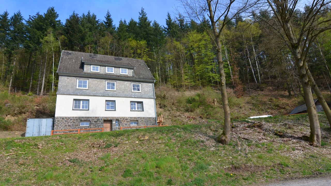 ExteriorSummer ExteriorSummer